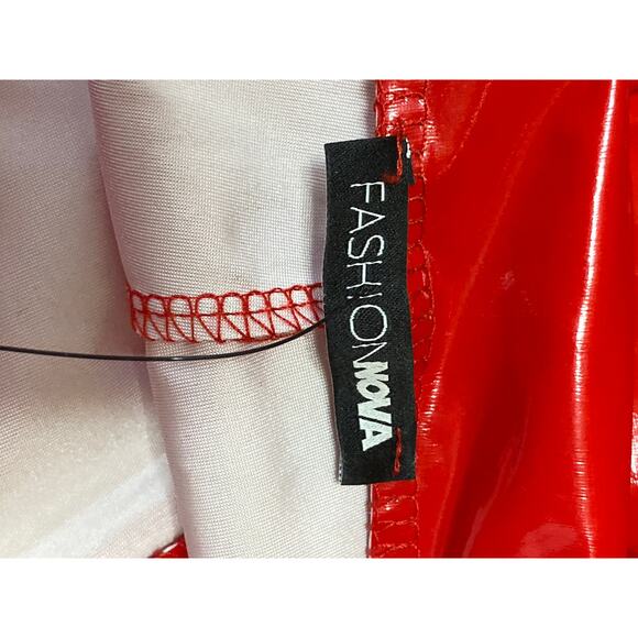 NEW Fashion Nova Tummy Tuck Women Red Faux Leather Vegan Patent Leggings Pants S - Picture 5 of 6